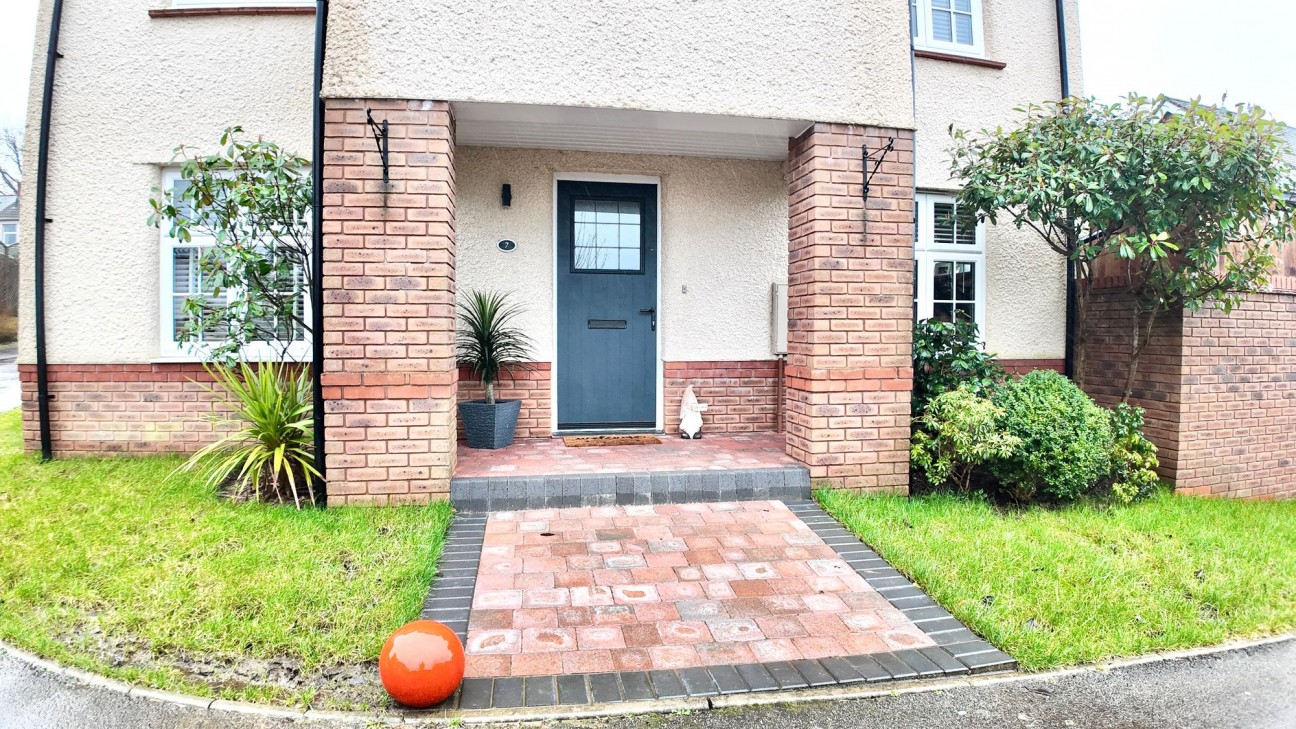 Maes Bengi, Oakdale, NP12