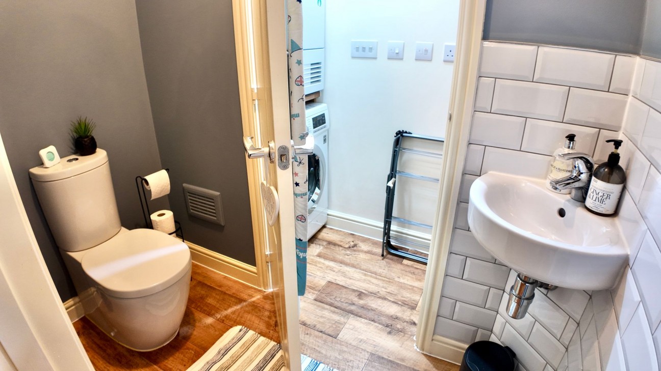 Maes Bengi, Oakdale, NP12