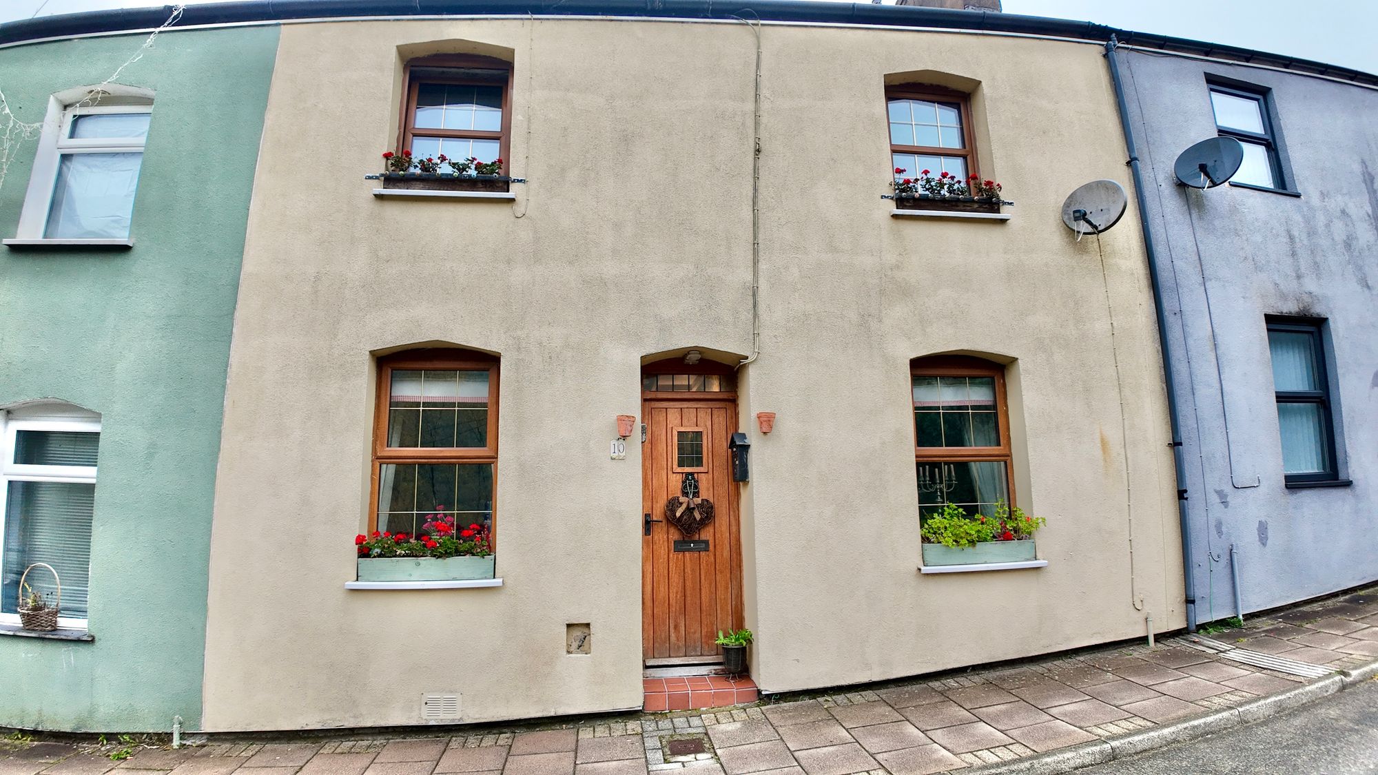 Railway Terrace, Hollybush, NP12