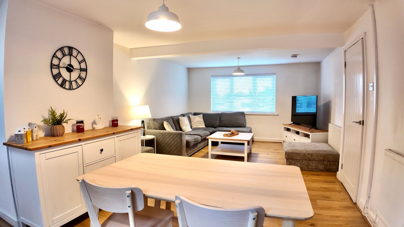 Tree Tops Avenue, Blackwood, NP12