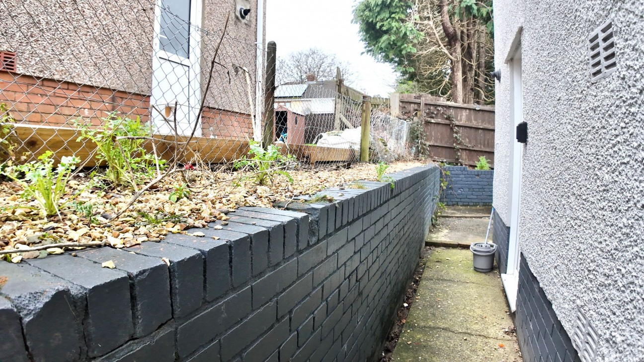 Tree Tops Avenue, Blackwood, NP12
