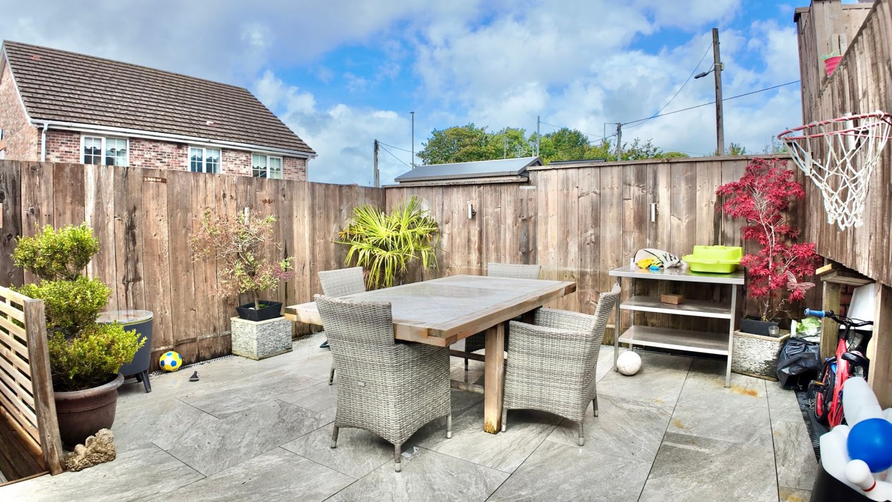 Woodfield Street, Woodfieldside, NP12