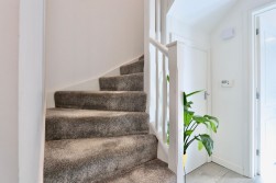 Oak Grove, Aberbargoed, CF81