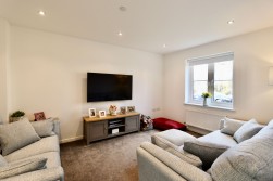 Oak Grove, Aberbargoed, CF81