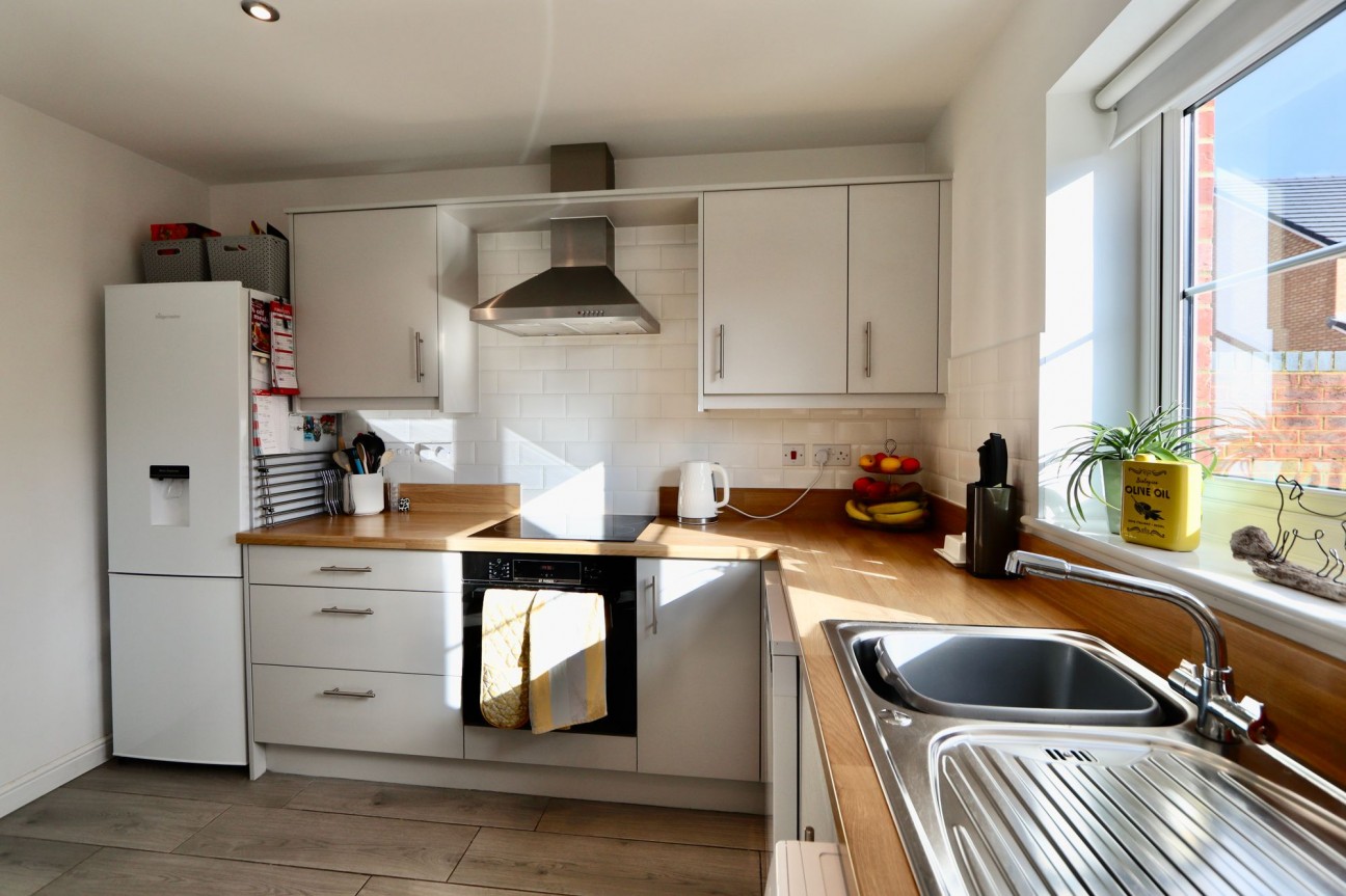 Oak Grove, Aberbargoed, CF81
