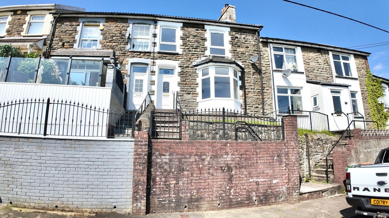North Road, Bargoed, CF81