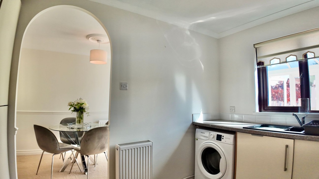 Priorsgate, Oakdale, NP12