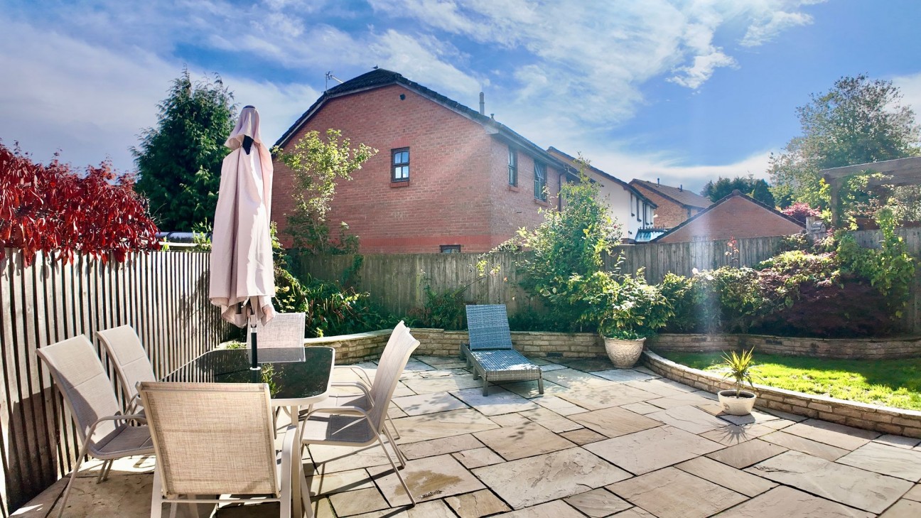 Priorsgate, Oakdale, NP12