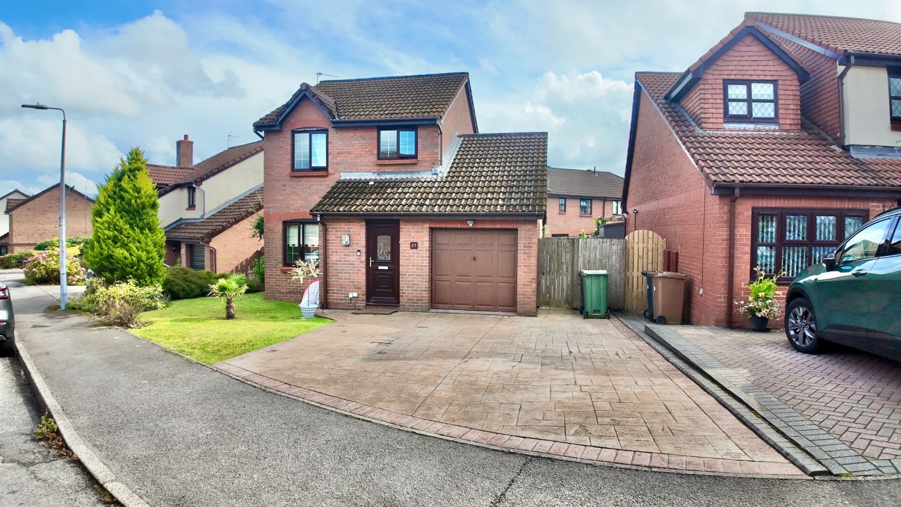 Priorsgate, Oakdale, NP12