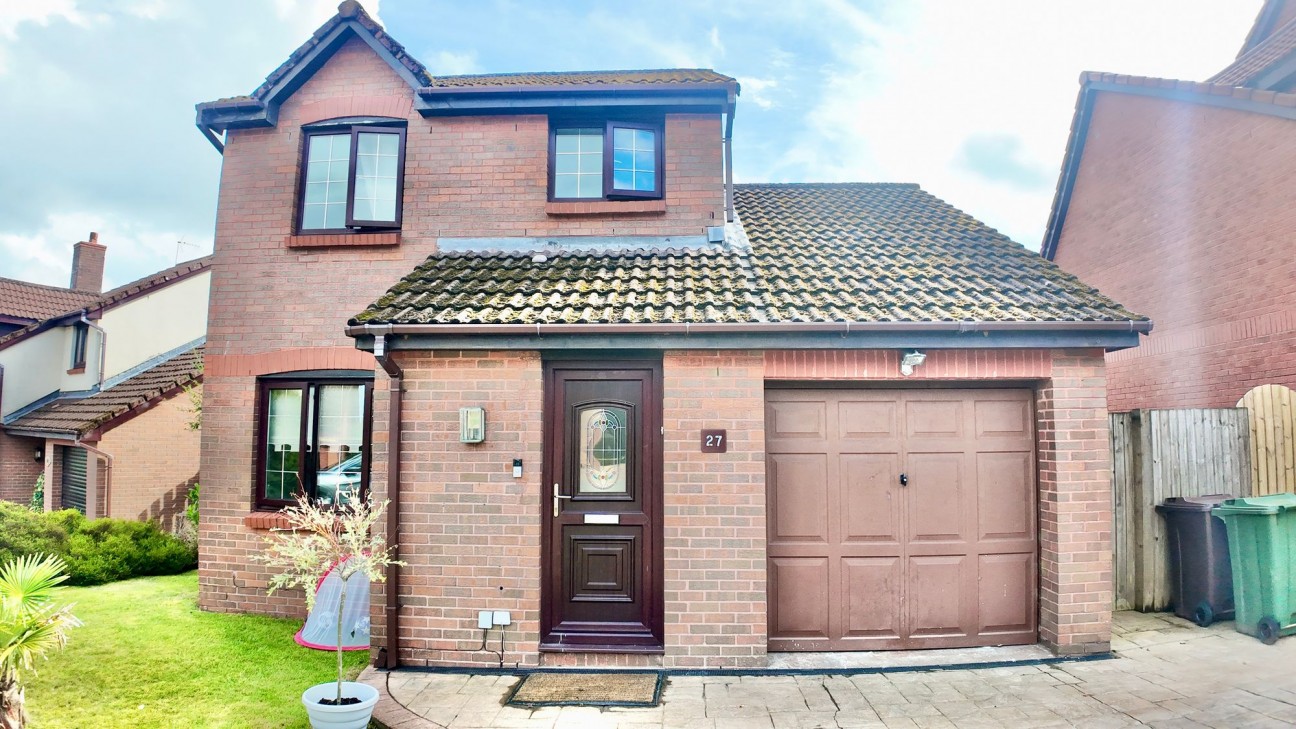 Priorsgate, Oakdale, NP12