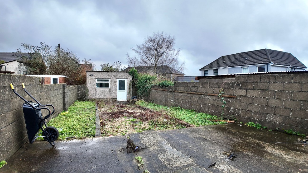 Penybryn Avenue, Cefn Fforest, NP12
