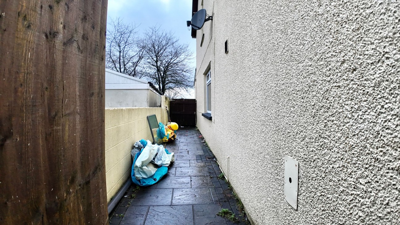 Penybryn Avenue, Cefn Fforest, NP12