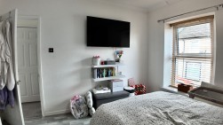 Edmund Street, Pontlottyn, CF81