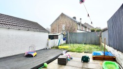 Edmund Street, Pontlottyn, CF81