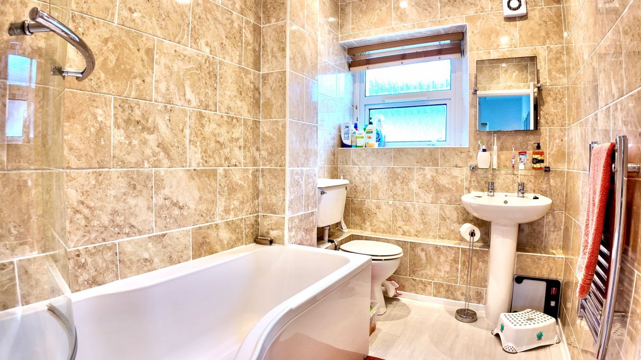 Edmund Street, Pontlottyn, CF81