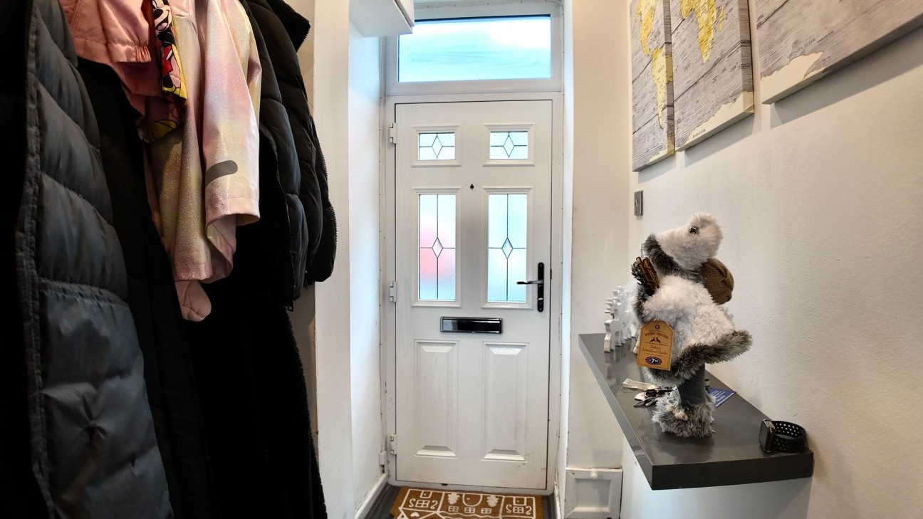 Edmund Street, Pontlottyn, CF81