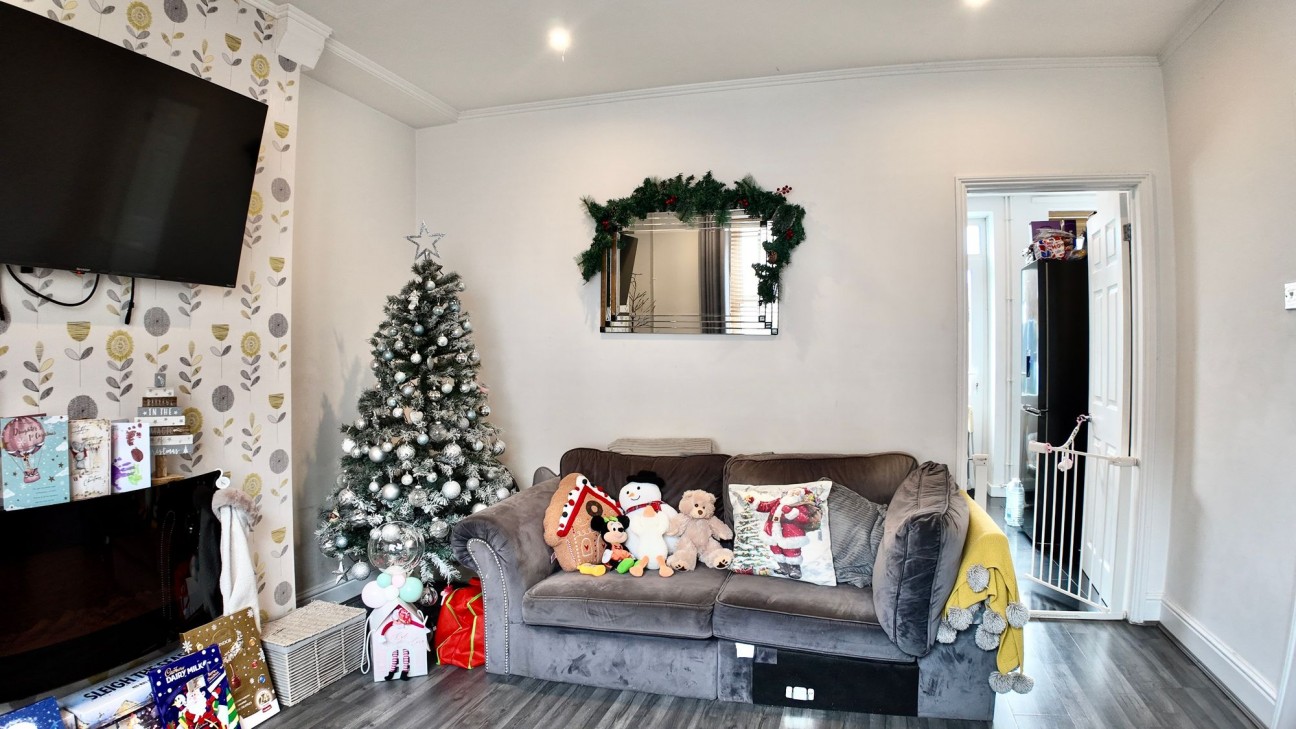 Edmund Street, Pontlottyn, CF81