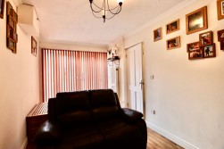 Ynys-Y-Coed, Oakdale, NP12