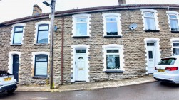 Greenfield, Newbridge, NP11