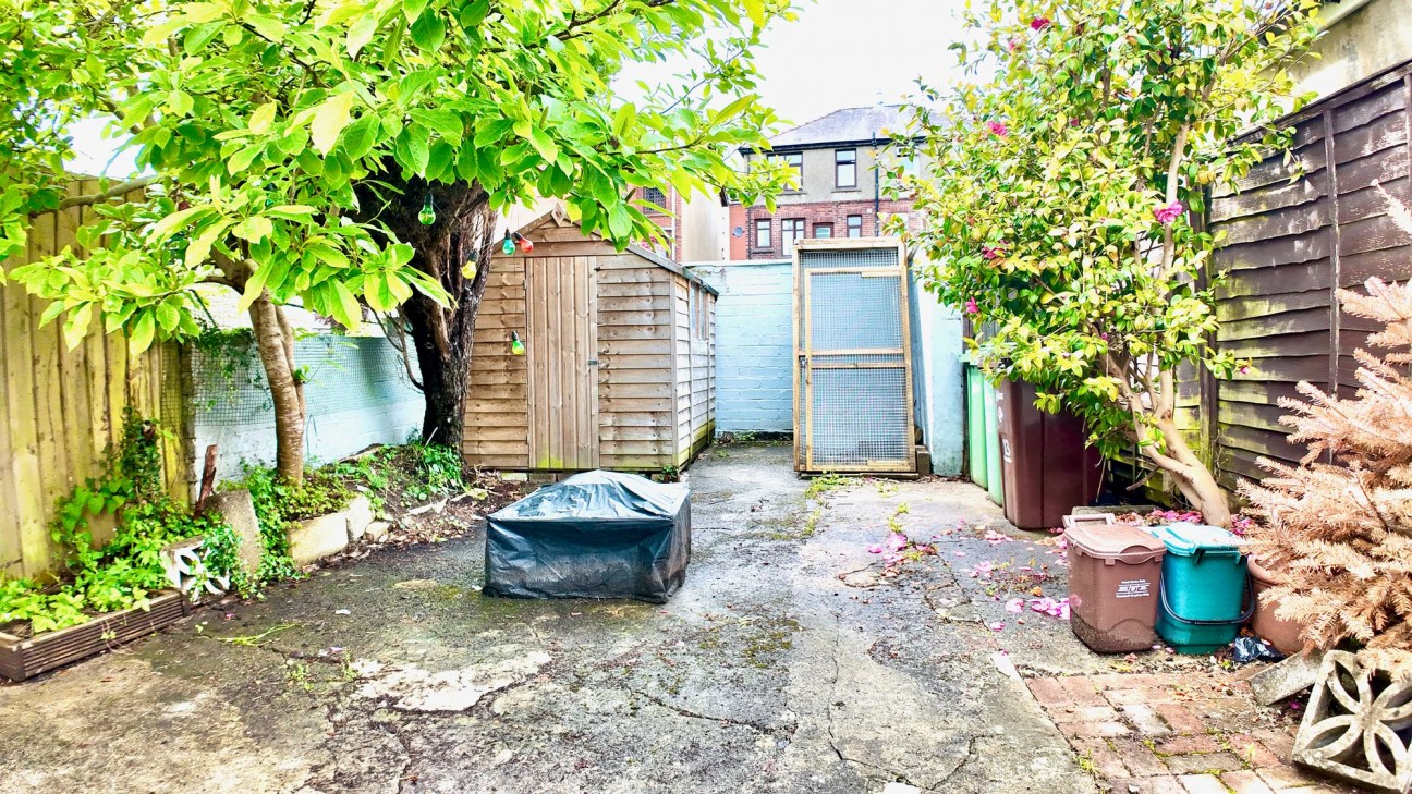 Greenfield, Newbridge, NP11