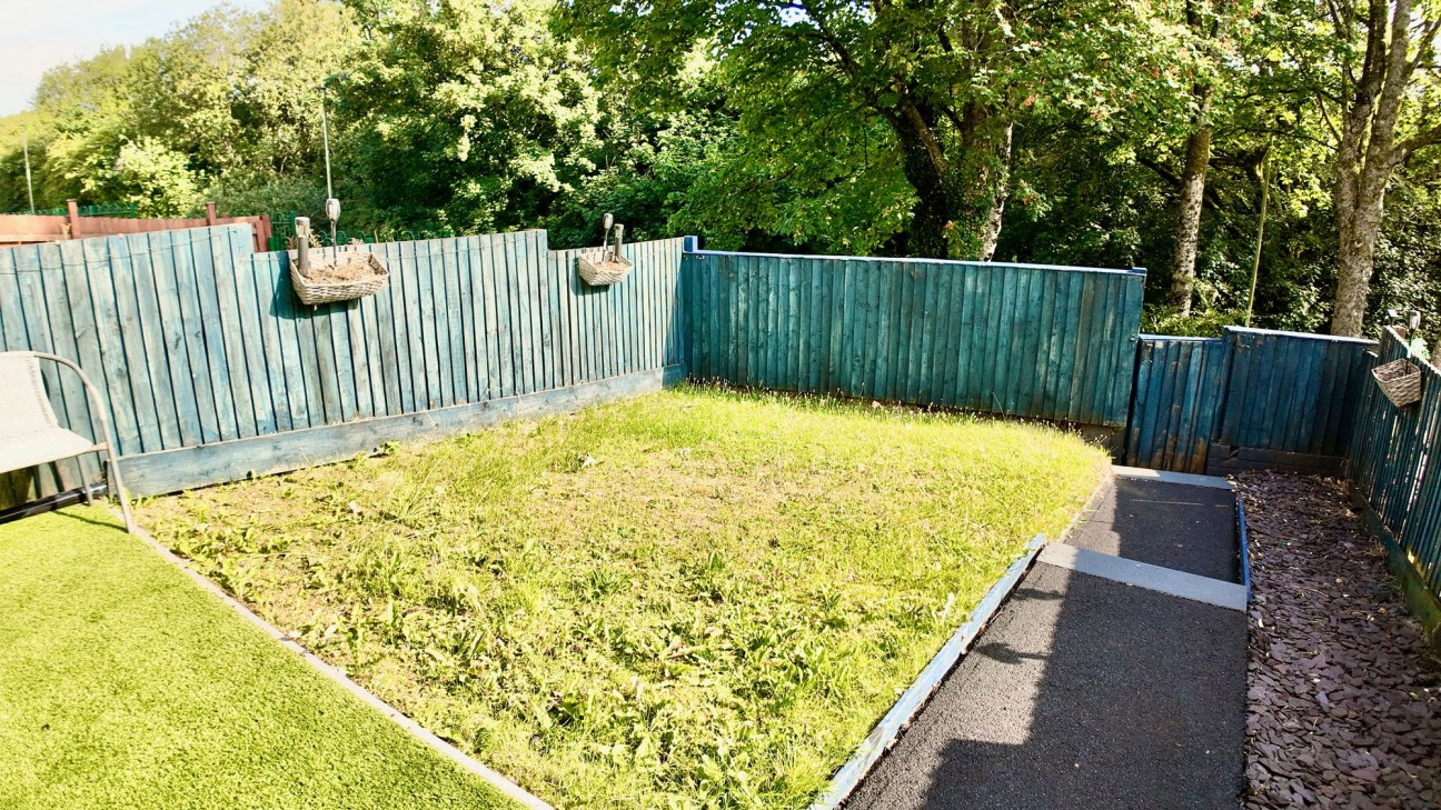 Heol Cae Derwen, Bargoed, CF81