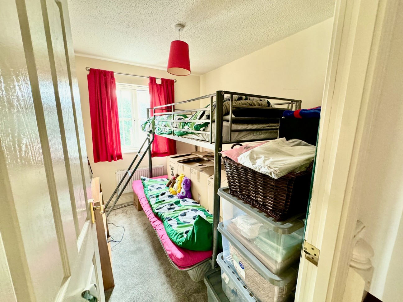 Mill Court, Crumlin, NP11