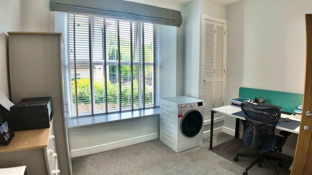 Gladstone Street, Cross Keys, NP11