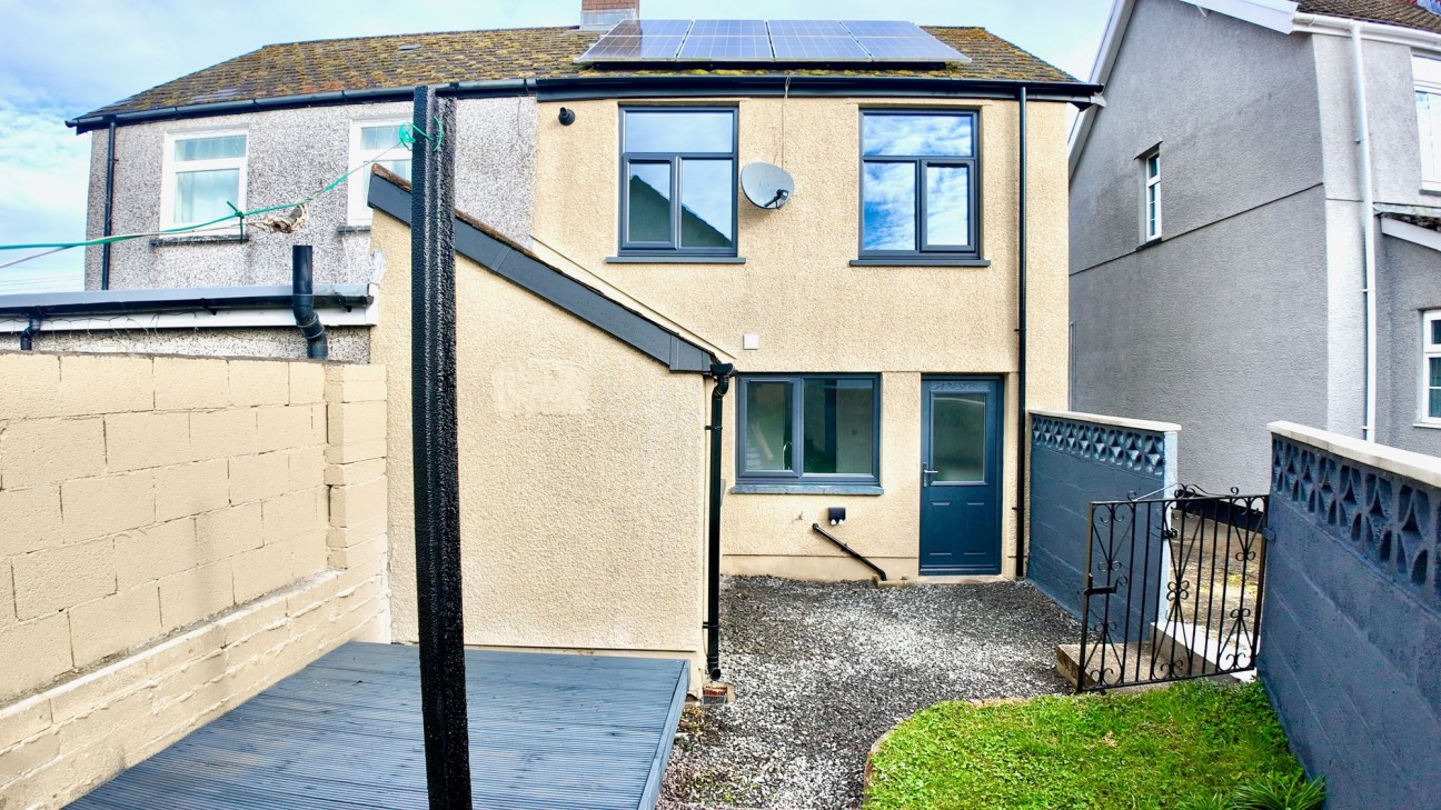 Pencoed Avenue, Cefn Fforest, NP12