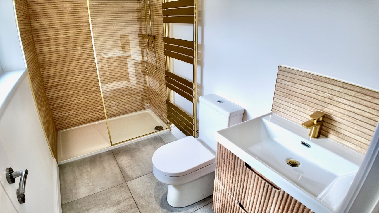 Pencoed Avenue, Cefn Fforest, NP12