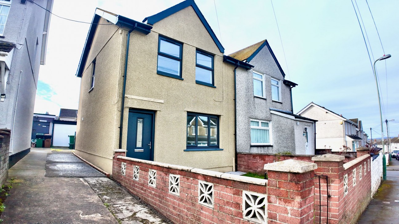 Pencoed Avenue, Cefn Fforest, NP12