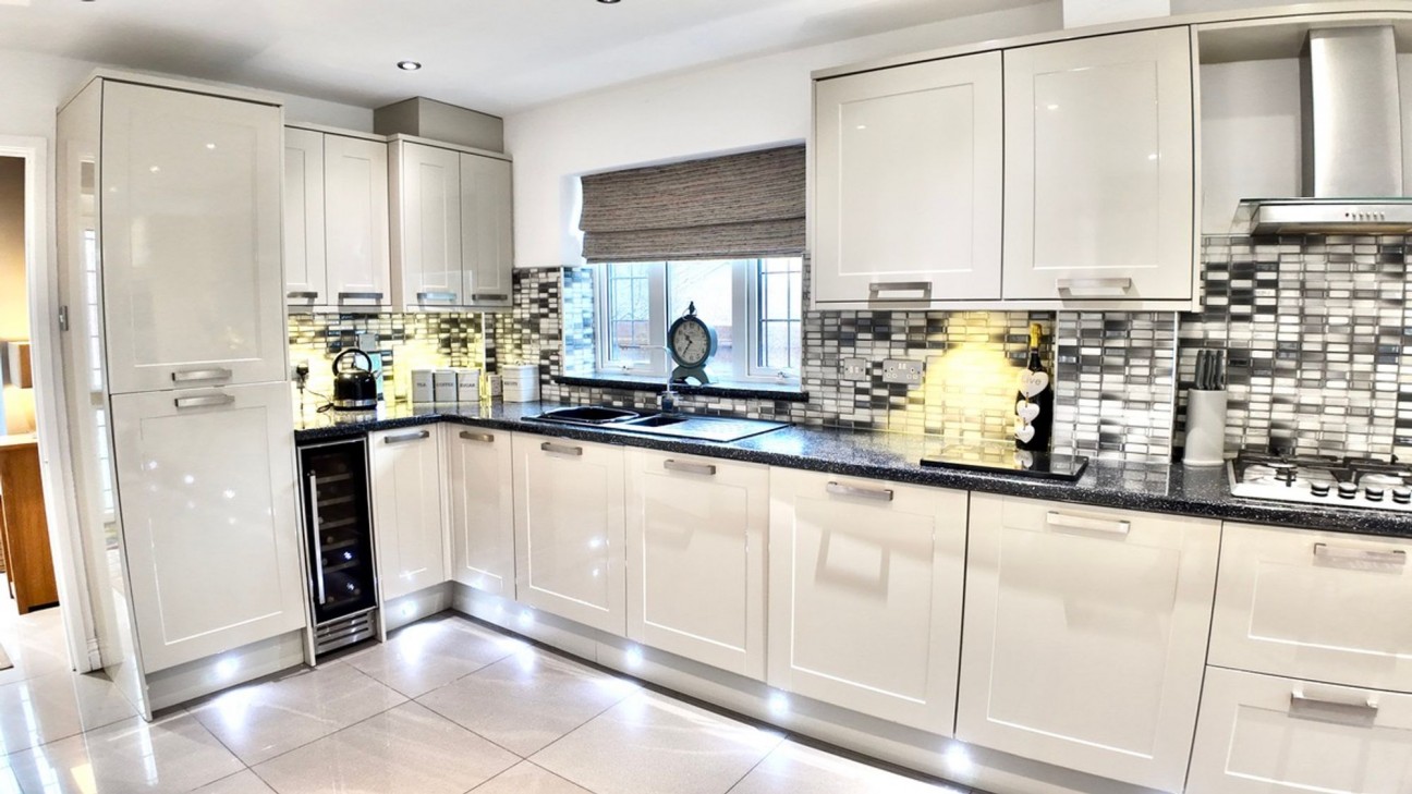 Beaumaris Way, Grove Park, NP12