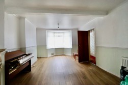 Abernant Road, Markham, NP12
