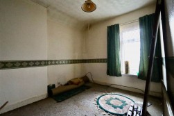 Abernant Road, Markham, NP12