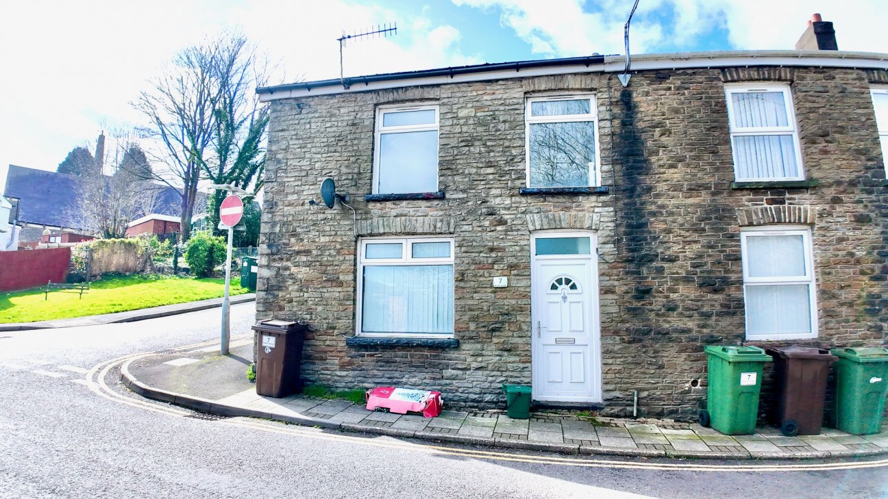 Bristol Terrace, Bargoed, CF81
