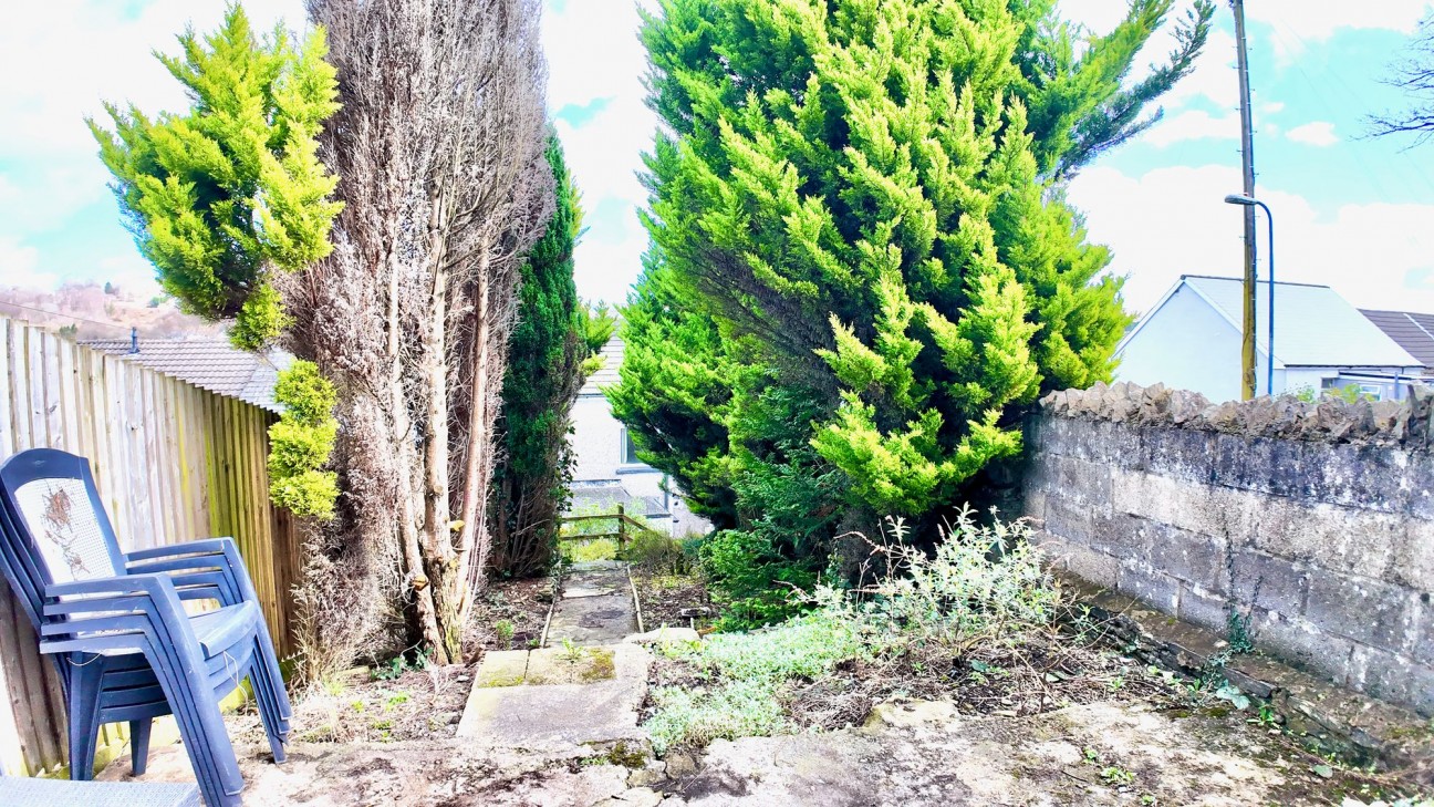 Bristol Terrace, Bargoed, CF81