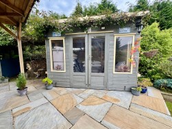 Manmoel Court, Oakdale, NP12