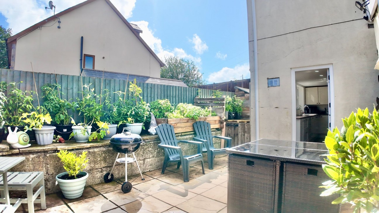 Penallta Road, Hengoed, CF82