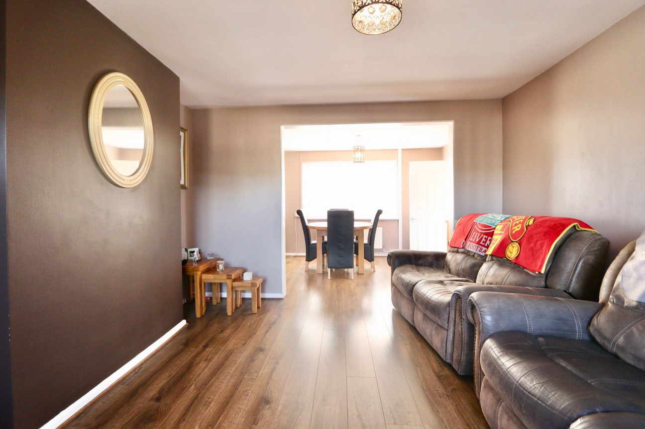 Salway Avenue, Pengam, NP12