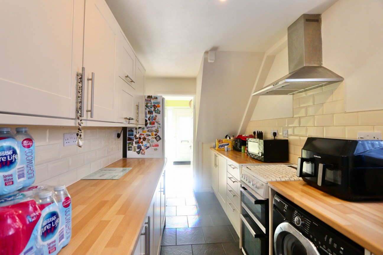 Salway Avenue, Pengam, NP12