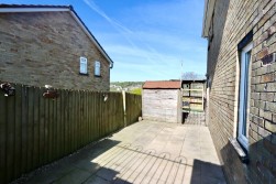 Salway Avenue, Pengam, NP12