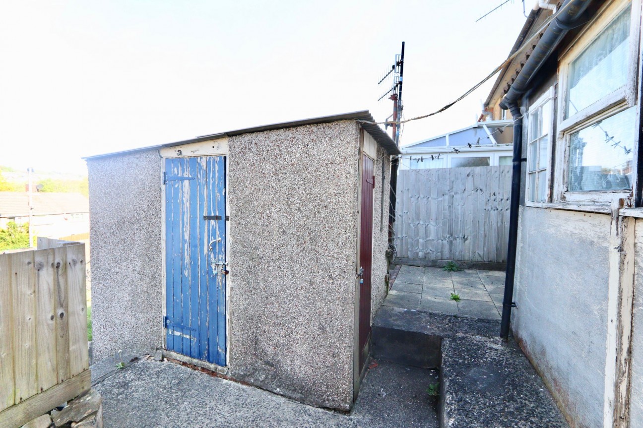 Salway Avenue, Pengam, NP12