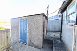 Salway Avenue, Pengam, NP12