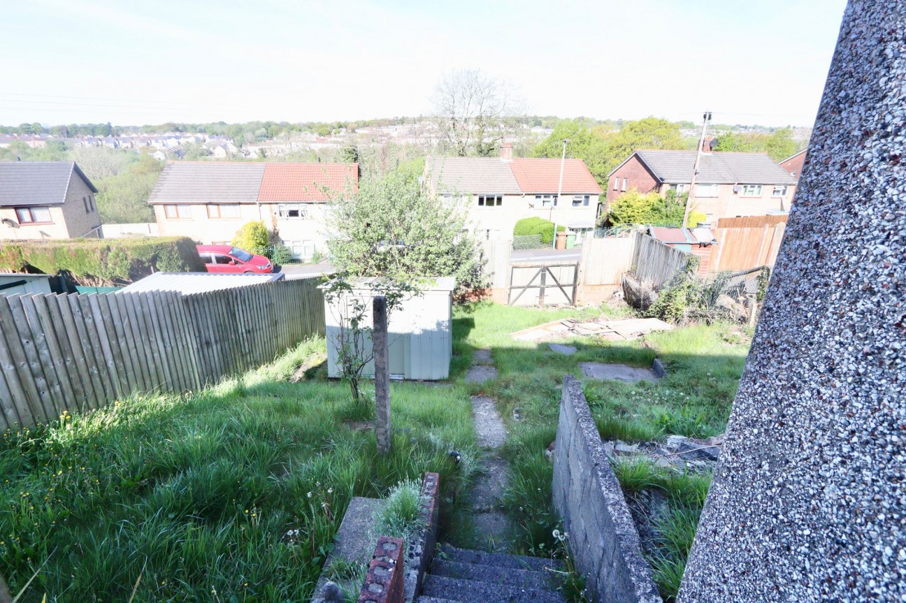 Salway Avenue, Pengam, NP12