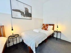 Coronation Place, Aberfan, CF48