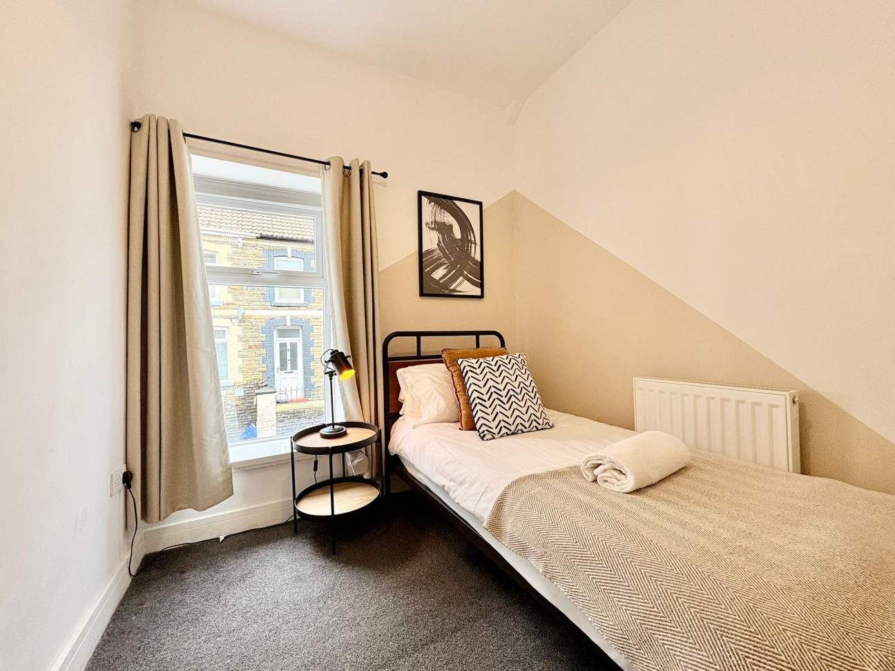 Coronation Place, Aberfan, CF48