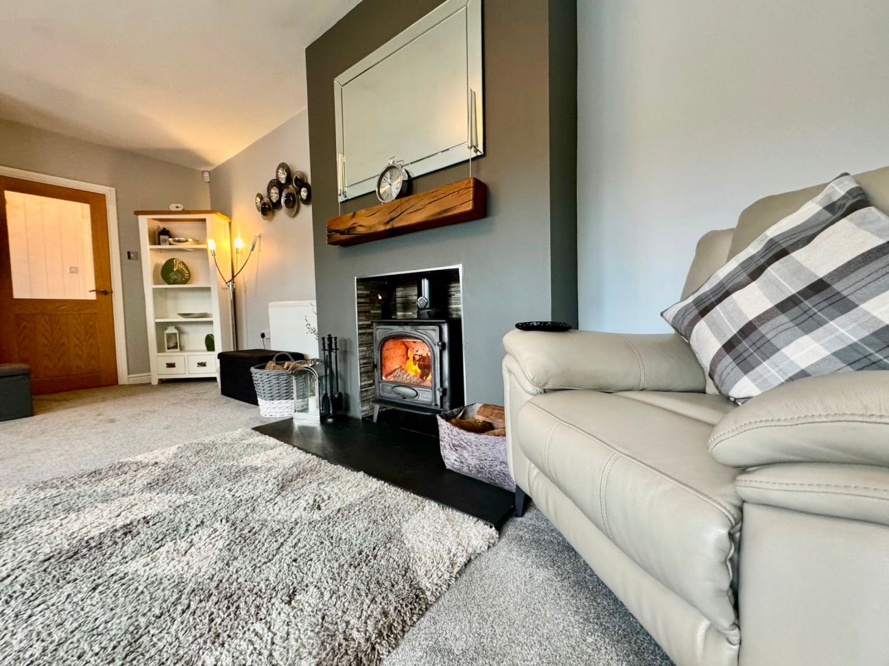 Plas Road, Fleur De Lis, NP12