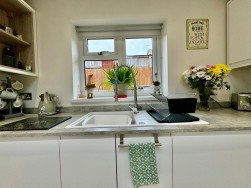 Plas Road, Fleur De Lis, NP12