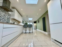 Plas Road, Fleur De Lis, NP12