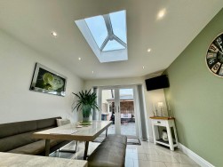 Plas Road, Fleur De Lis, NP12