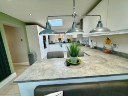 Plas Road, Fleur De Lis, NP12
